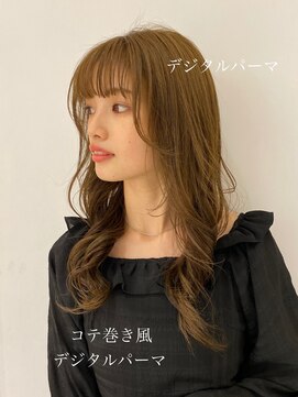 アピッシュ ギンザ(apish ginza) tomo 顔まわりが大切なコテ巻き風パーマ