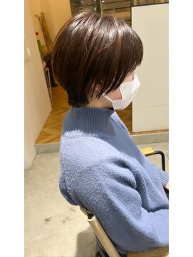 ヘアデザイン ソラ(Sola) 美人すっきりシンプルショート×明るめベージュ