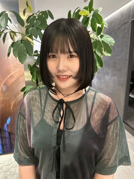 ザザ シンジュク(ZA/ZA shinjuku) 顔周りレイヤーボブ/切りっぱなし内巻きボブ/タイトボブ
