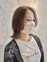 グリッター 仙台中央店(GRITTERs)&nbsp;くびレイヤーグレーベージュ小顔似合わせカット斜めバング