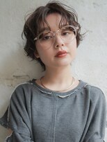 カライング(ing) 大人可愛い20代30代40代黒髪前下がりひし形小顔ボブ丸みショート