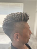 スワッグ(SWAG)&nbsp;メンズカット/ハイライト/ブリーチ/シェービング/ヘッドスパ