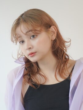 ワン 平塚(ONE009) オリーブベージュ/ウェットヘア /レイヤーカット /平塚