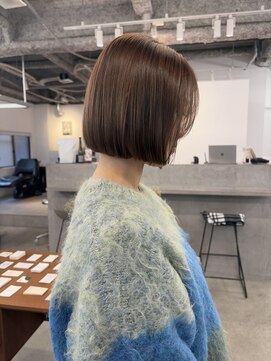 エルメ クラマエ(Elme) ベージュ×ミニボブ