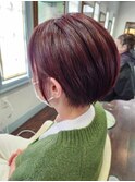 ショートボブ×チェリーピンク