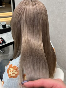 ヘアサロン ドット トウキョウ カラー 町田店(hair salon dot. tokyo color) ホワイトブロンド/外ハネボブ/ブルーブラック/ワイドバング/町田