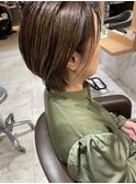 くすみベージュ/マロンベージュ×大人ショートボブ