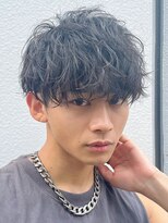 アイビーズ(IVYS)&nbsp;シャドウパーマ　刈り上げショート　マッシュ　無造作ヘア