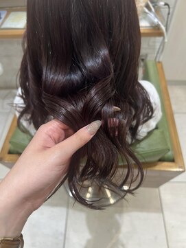 コム(com by neolive) ピンクブラウンカラー