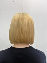 エスカーラ 町田(THE ESCALA)&nbsp;20代30代ショート前髪あり前髪なし顔周りレイヤーカットオリーブ