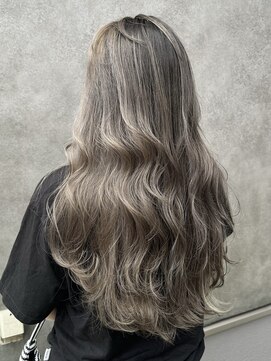 プラスイズム(PLUSISM) バレイヤージュ