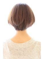 レウナ 外苑前(Reuna)&nbsp;【３０代・４０代・５０代】毛流れが綺麗な大人ナチュラルボブ