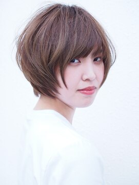 スリーヌーン(THREE noon) 前髪あり大人ショートボブ♪20代30代40代