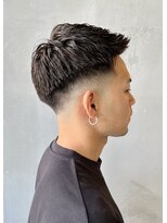 フランクスバーバーリザーブ 人形町店(FRANK’S BARBER RESERVE) サイドグラデーションアイロンパーマ y