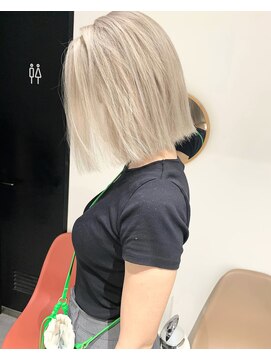 シピ バイ ブレス(shipi. by brace) ホワイトグレージュ/ベージュ/ミルクティー/ハイトーン