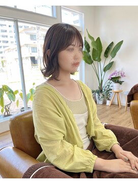 コムヘアー(COM HAIR) ボブ。外ハネボブ。
