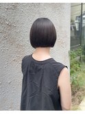 ナチュラルな切りっぱなしボブ