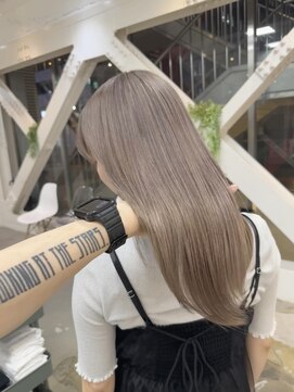 イェッカ パビル(YECCA pabil) ミルクティーグレージュ＊ブリーチ1回