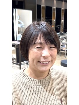 メゾンブラン アヴェダ(Maison Blanc AVEDA) 絶壁解消大人ショートヘア◯