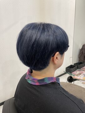 イリス(Hiris) ネイビーカラー2ブロックショート