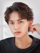 オーシャントーキョー サニー 原宿(OCEAN TOKYO Sunny)&nbsp;フェザーパーマセンターパートニュアンスパーマ韓国マッシュ黒髪