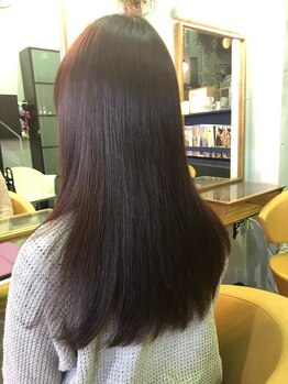 co.co.ismの写真/髪にも心にも優しい。天然ヘナで叶える上質な艶髪。髪本来の美しさを引き出し、健康美な髪を育てます。