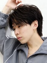 ルーシー 渋谷(LUCEY)&nbsp;センターパートフェザーパーマツイストスパイラルパーマメンズ