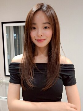 レイヤーカット*ストレートヘアー*ロングヘア*髪質改善*顔周り