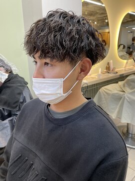 キャンバス バイ ネオリーブ 横浜西口(Canvas by neo.) 横浜★ツイストスパイラルパーマメンズパーマ