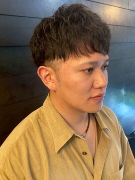 ディスイズバーバーフォース(THIS IS BARBER 4th) マッシュ ナチュラルパーマ ツーブロック 前髪カット 刈り上げ