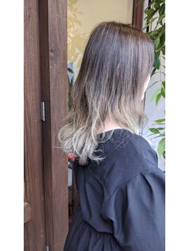 アン(Hair make un) グラデーションカラー