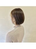 フェイスフレーミングボブ
