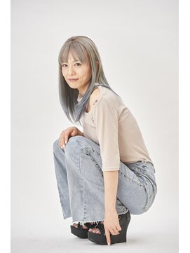 ヘアー＆フェイス ヤマ　ｈａｉｒ＆ｆａｃｅ　Ｙａｍａ ブリーチスタイル