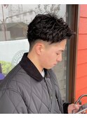 強めニュアンスパーマかきあげバング
