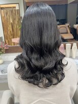 アミー 駒澤(Ammy komazawa)&nbsp;セミロングコテ巻き風パーマ 纐纈