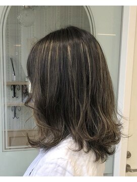 ザザ 高田馬場(ZA/ZA) ハイライトデザインカラー