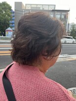 トリニティ(TRINITY)&nbsp;小顔若見えショートレイヤースタイル　～くせ毛活かし～