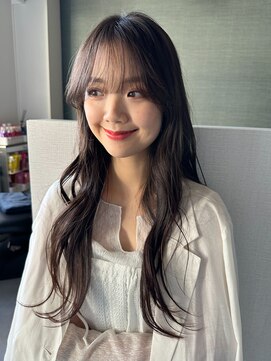 アム(amu) 韓国ヘア/レイヤーカット/くびれヘア/前髪カット/小顔カット