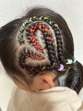 ロム 札幌大通(LOM) キッズデザインサイドコーンロウ