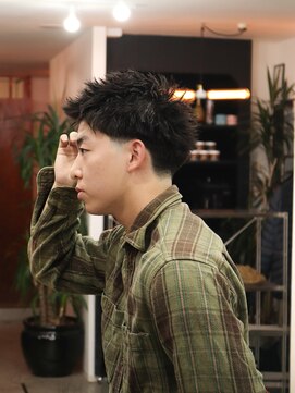 ロマンズヘッド(浪漫頭髪 ROMAN’S HEAD) スパイショート