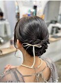 可愛らしいタイトシニヨン