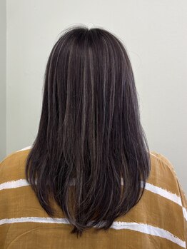 ルナ 深沢店(LUNA)の写真/輝く大人女性へ！髪に優しい白髪染めと白髪ぼかしで、新しい魅力を発見☆