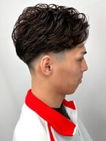 セプト 博多(SEPT.)&nbsp;刈り上げ スキンフェード 毛流れパーマ ニュアンスパーマ