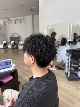シード(SEED) 長崎　メンズカット　ツイストスパイラルパーマ　マッシュ