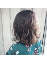 アンフィドットドゥルドゥ(AnFye.dueldo)&nbsp;【AnFye.dueldo】ミディアムボブ × ノースブラウン