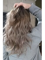 ガルボ ヘアー(garbo hair) garbohair営業中スタイル♪2BLEACHで作るペールグラデーション