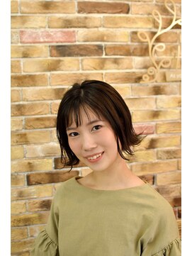 ヘア シエル HAIR ciel 外ハネショートボブ
