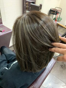 シェリー(cherie) カラーハイライト【cherie池袋】