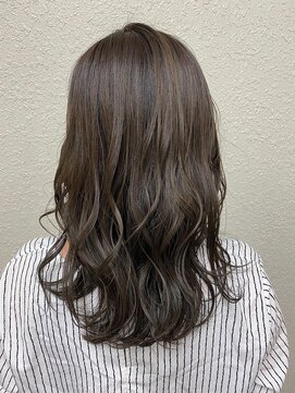 ヴィジョン 心斎橋店(Vision) カーキグレージュ