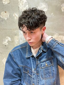 アカ(ACA) ツイストスパイラル　波巻きパーマ　波巻スパイラル 札幌　大通